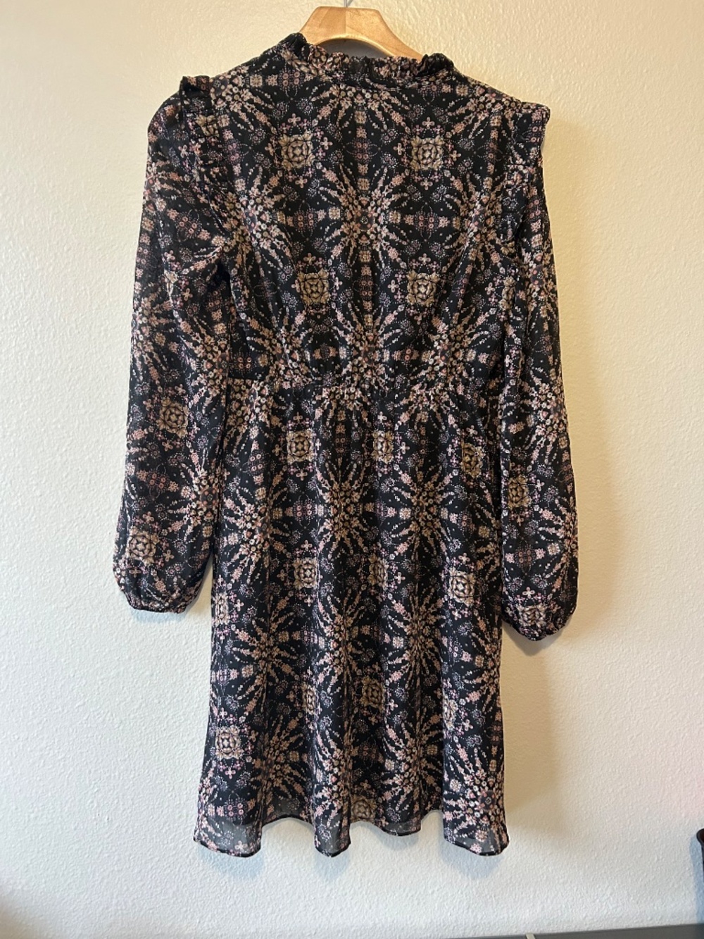 Molly Bracken Flowy Mini Dress - Picture 2 of 3